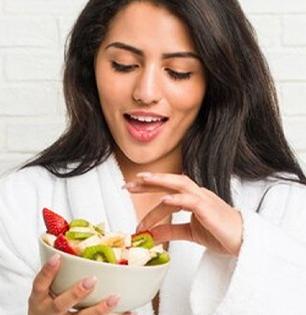Lose Weight Naturally with These 6 Fiber-Packed Fruits
