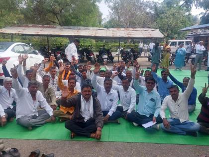 Strike of Gram Panchayat employees for various demands | ग्रामपंचायत कर्मचाऱ्यांचे विविध मागण्यांसाठी कामबंद आंदोलन