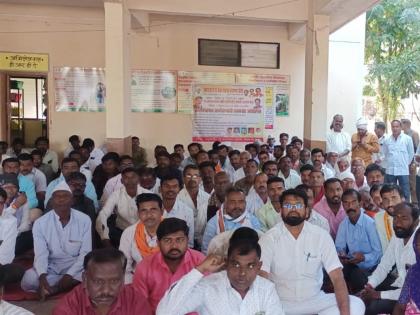 Gram panchayat employees stop work movement | ग्रामपंचायतचे कर्मचाऱ्यांचे काम बंद आंदोलन