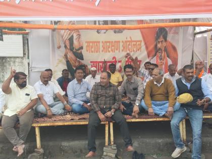 Lakhs of Maratha brothers will take out Satara-Mumbai foot march, chain movement will be held in the district | लाखो मराठा बांधव काढणार सातारा- मुंबई पायी मोर्चा, जिल्ह्यातील होणार साखळी आंदोलन