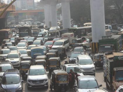 Due to traffic jam, Thanekar to Metakuti, it takes a quarter of an hour to cover a distance of five minutes | वाहतूक कोंडीने ठाणेकर मेटाकुटीला, पाच मिनिटांचे अंतर कापण्यासाठी लागतोय पाऊण तास