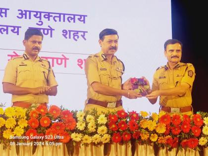 Police should also be able to develop themselves - Police Commissioner Ashutosh Dumbre | पोलिसांनाही स्वत:ला घडवता आले पाहिजे - पोलिस आयुक्त आशुतोष डुंबरे