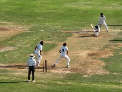 Maharashtra vs Saurashtra Ranji match in Solapur; Know the complete score card at the end of the first day | सोलापुरातील महाराष्ट्र विरुद्ध सौराष्ट्र रणजी सामना; जाणून घ्या पहिल्या दिवसाअखेरचा संपूर्ण स्कोर कार्ड