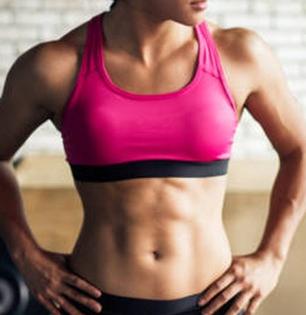 पोट खूप सुटलंय-कंबरेचा शेप जाड दिसतो? गरम पाण्यात 'हा' पदार्थ मिसळून प्या, पोट कमी होईल