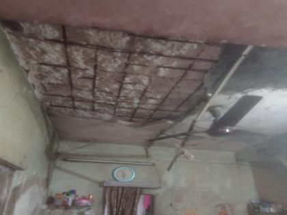 A woman injured after slab plaster collapsed in Airoli | ऐरोलीत स्लॅबचे प्लास्टर कोसळून महिला जखमी