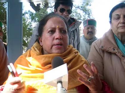 himachal congress president pratibha singh refused to contest elections said workers are not ready who will vote | "सत्तेत असताना कार्यकर्त्यांसाठी काहीही केलं नाही, कार्यकर्ते आम्हाला कसं मत देणार?"