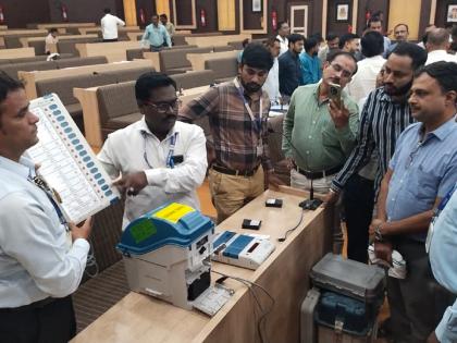 Preparation for Lok Sabha General Election; Training of polling staff through workshops | लोकसभा सार्वत्रिक निवडणूकीची तयारी; मतदान कर्मचाऱ्यांना कार्यशाळेद्वारे प्रशिक्षण