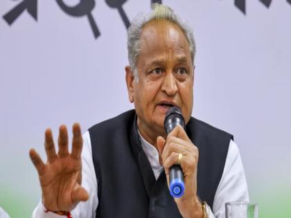 Lok Sabha Election 2024 rajasthan congress leader ashok gehlot claimed results will be shocking | Ashok Gehlot : "देशात खूप मोठी हुकूमशाही, लोकसभा निवडणुकीचे निकाल धक्कादायक असतील"