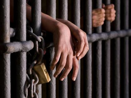 Life imprisonment for three including a father and a son in Narkhed murder case | नरखेडमधील हत्या प्रकरणात बापलेकासह तिघांना जन्मठेप