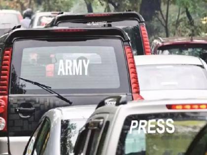 Do not write police, army, press on vehicles; The rules are the same for everyone | वाहनांवर पोलिस, आर्मी, प्रेस नका लिहू; नियम सर्वांना सारखा भाऊ