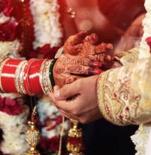 आपल्याला किती हुंडा मिळू शकतो? लोक ऑनलाईन वापरू लागले हुंडा कॅल्क्युलेटर..पाहा लग्नाचा बिझनेस..
