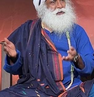 थकवा येतो काम पूर्णच होत नाही? १ चमचा मधाचा करा ‘असा’ उपाय; सद्गुरू सांगतात वाढेल ताकद