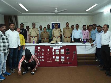 Two notorious burglars arrested, dozens of crimes solved | दोन कुख्यात घरफोडे अटकेत, डझनभर गुन्ह्यांचा उलगडा