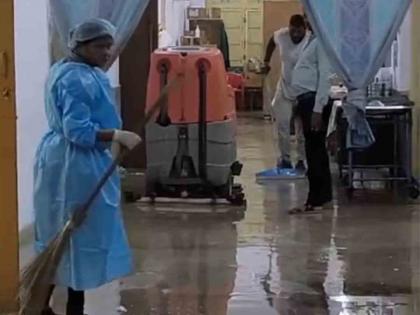 Water in Medical due to heavy rain; Surgery affected | जोरदार पावसामुळे मेडिकल पाण्यात; शस्त्रक्रिया प्रभावित