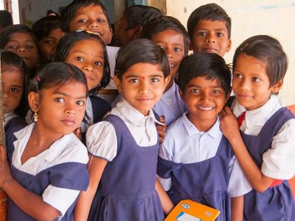 When One lakh 71 thousand students will get uniform? | एक लाख ७१ हजार विद्यार्थ्यांना गणवेश मिळणार तरी कधी?