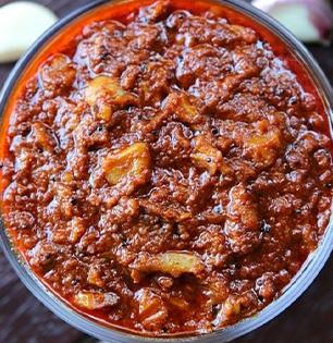 तोंडाला चव आणणारी लसणाची चटणी ५ मिनिटांत करा; जेवणाची वाढेल रंगत- पाहा रेसिपी