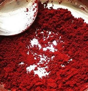 नवरात्रीमध्ये कुंकूमार्चन करायचं? घरीच तयार करा कोणतीही भेसळ नसणारं शुद्ध कुंकू, डागही पडणार नाहीत