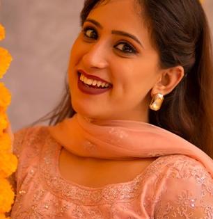 Diwali Vibes: नटूनथटून ऑफिसला जाताना मेकअप 'ओव्हर' होत नाही ना? ३ टिप्स- दिसाल आकर्षक