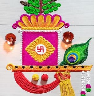 Tulsi Vivah 2024 : तुळशीच्या लग्नासाठी काढा १० आकर्षक रांगोळ्या; समारंभाची वाढेल शोभा