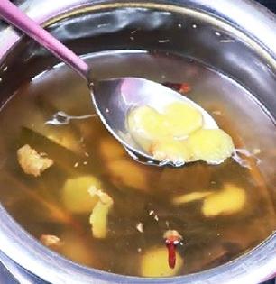 छातीत साचलेला कफ कमी करणारा 'हा' खास उपाय; खोकल्यावर मिळेल आराम- ढास लागणं होईल कमी