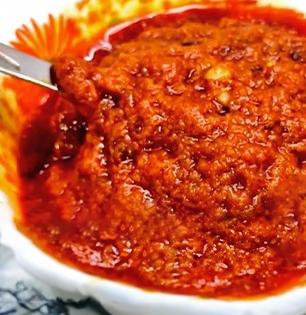 थंडीत झटपट करा राजस्थानी लसूणी चटणी; हिवाळ्यात रोज १ चमचा खा, तोंडाला येईल चव