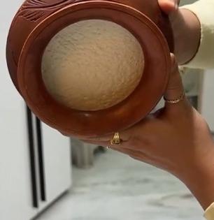 फक्त २ तासांत लावा विकतसारखे दही, विरजण लावताना मिसळा ‘हा’ सिक्रेट पदार्थ...