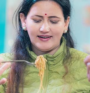 थंडीत भस्म्या झाल्यासारखी भूक लागते, सारखी खा-खा होते, वाचा ही ३ कारणं..