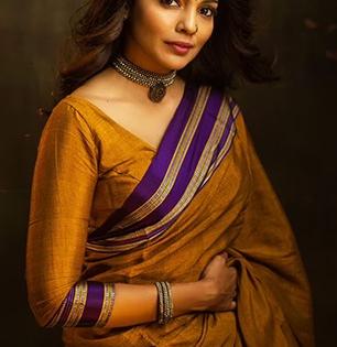 इरकल साडीचा थाट न्यारा! पाहा ५ सुंदर साडी डिझाइन्स, एकतरी हवीच मायेची इरकल!