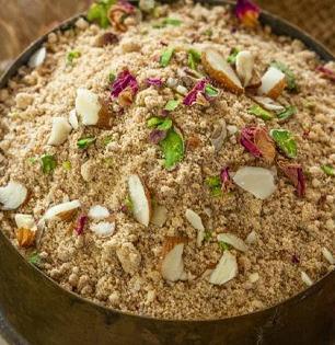 Ram Navami 2025 Special Dish: How to make Dhaniya Panjiri At Home, Simple and Easy Recipe For Nevidya