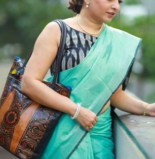 ऑफिसला साडी नेसता, पाहा ब्लाऊजच्या गळ्यांचे ७ डिझाइन्स, असे शिवा दिसाल प्रोफेशनल स्टायलिश!