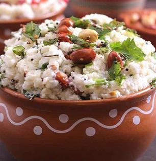 उन्हाळ्यात नाश्त्याला करून खायलाच हवेत दह्यातले पाेहे! पोटाला थंडावा देणारी पौष्टिक रेसिपी