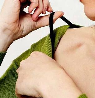 ब्रा-स्लीपचा बेल्ट सैल झाल्याने खांद्यावरून ओघळतो? १ ट्रिक- बेल्ट होईल परफेक्ट मापाचा