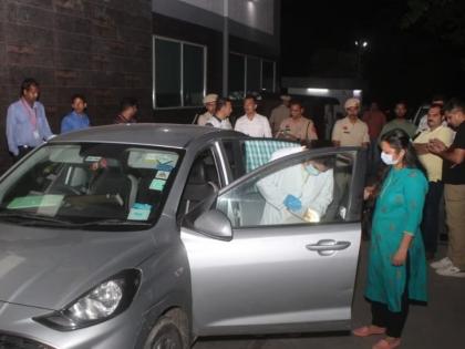 Praveen Mittal and family end life how taxi driver to businessman and then loan | टॅक्सी ड्रायव्हरने सुरू केला व्यवसाय, पण नंतर २० कोटींचं कर्ज; प्रवीण मित्तल यांनी का घेतला टोकाचा निर्णय? Praveen Mittal and family end life how taxi driver to businessman and then loan | टॅक्सी ड्रायव्हरने सुरू केला व्यवसाय, पण नंतर २० कोटींचं कर्ज; प्रवीण मित्तल यांनी का घेतला टोकाचा निर्णय?