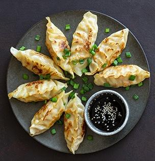 मोमोज आवडीने खाताय, तर मग तुम्हीच स्वत:चा जीव धोक्यात टाकताय, होतील 'हे' गंभीर आजार