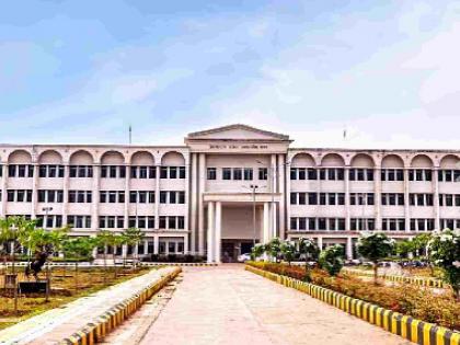The exam was given for 'BBA' but the mark sheet was for 'B.Com'! Nagpur University's mismanagement | परीक्षा दिली होती 'बीबीए'ची गुणपत्रिका 'बी.कॉम.'ची ! नागपूर विद्यापीठाचा भोंगळ कारभार