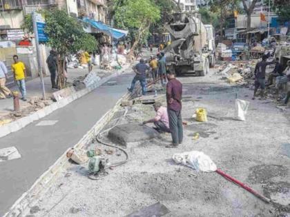 Katol's cement road is partially completed, citizens are suffering: 32 crore project stalled due to lack of funds | काटोलचा सिमेंट रस्ता अर्धवट, नागरिक त्रस्त : निधीअभावी ३२ कोटींचा प्रकल्प ठप्प Katol's cement road is partially completed, citizens are suffering: 32 crore project stalled due to lack of funds | काटोलचा सिमेंट रस्ता अर्धवट, नागरिक त्रस्त : निधीअभावी ३२ कोटींचा प्रकल्प ठप्प