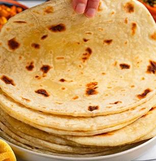 शिळी चपाती खाण्याचेही आहेत ३ फायदे, कालची चपाती आज खाल्ली कधीतरी तर घेऊ नका टेंशन कारण..