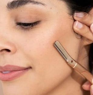 चेहर्‍यावरील केस रेझरने काढता? त्वचा होईल कायमची निस्तेज, पाहा कोणते उपाय करावे