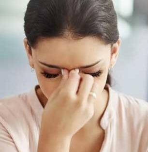 मासिक पाळी अनियमित-चिडचिड आणि घाम? इस्ट्रोजन होतंय कमी, करा हे ४ घरगुती उपाय तातडीनं