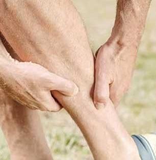 शरीरातील युरीक अॅसिडची पातळी सुरळीत राहण्यासाठी काय करावे ? जाणून घ्या लक्षणे आणि उपाय