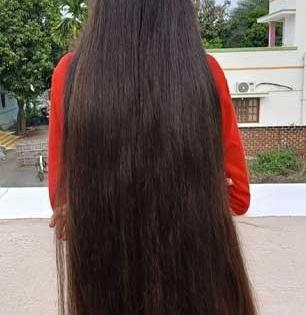 केस वाढतच नाहीयेत? आहारात हे पदार्थ घ्या, भराभर वाढतील केस-घनदाट होतील