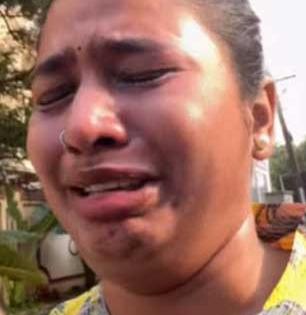 नोकरी गेली खड्ड्यात, आज राजीनामा देणारच, कारण...; ढसाढसा रडत शिक्षिकेने बनवला Video