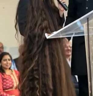 केस वाढवण्यासाठी कोणतं तेल लावायचं? आयुर्वेदीक तज्ज्ञ सांगतात 'या' तेलानं भरभर केस वाढतात