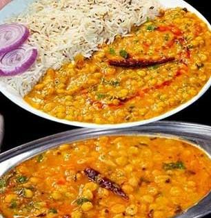 डाळीला 'या' सिक्रेट पद्धतीनं फोडणी द्या; कुकरमध्ये झटपट बनेल वरण, हॉटेलसारखी चव