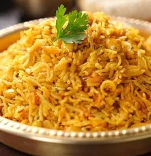 थंडीत करा अस्सल गावरान चवीचा चमचमीत पावटा भात; साधी-सोपी पारंपरिक रेसिपी-खा पोटभर