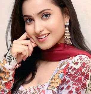 निस्तेज कोरड्या त्वचेला ५ मिनिटांत फ्रेश करण्याचा उपाय- जावेद हबीब सांगतात मस्त ट्रिक