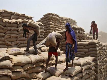 India's aid to Afghanistan, India to send 50,000 MT of wheat to Afghanistan | अफगाणिस्तानला भारताची मोठी मदत, पाकिस्तानमार्गे 50 हजार मीट्रिक टन धान्याची निर्यात