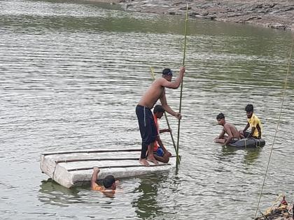 The body of a person who drowned during Dhulivandan came out of the water after 75 hours; Incidents in Bhiwandi | धुलिवंदनावेळी बुडालेल्या व्यक्तीचा मृतदेह ७५ तासांनी आला पाण्याबाहेर; भिवंडीतील घटना