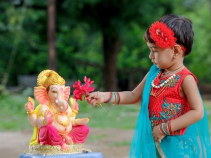 Ganesh Utsav 2021: Read how the word 'Morya' was added after saying Ganpati Bappa! | Ganesh Utsav 2021 : गणपती बाप्पा म्हटल्यावर 'मोरया' हा शब्द पुढे कसा जोडला गेला, ते वाचा!