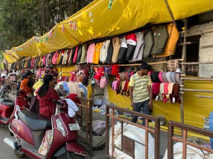 The cold has come and the market for warm clothes has arrived | Pune Winter: थंडी वाढली अन् ऊबदार कपड्यांची बाजारपेठ सजली